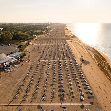 Relaxing With Sea View And Ac Apartment Bibione